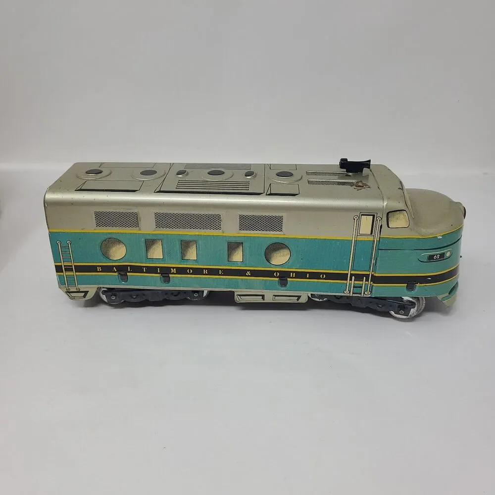 Vintage Marx Tin Train Baltimore & Ohio Locomotive Set w/ Box 5 Cars + Tracks